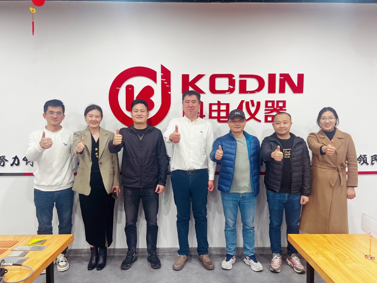 有朋自遠(yuǎn)方來(lái)！廣州市邁梓普檢測(cè)儀器有限公司總代理一行來(lái)公司交流