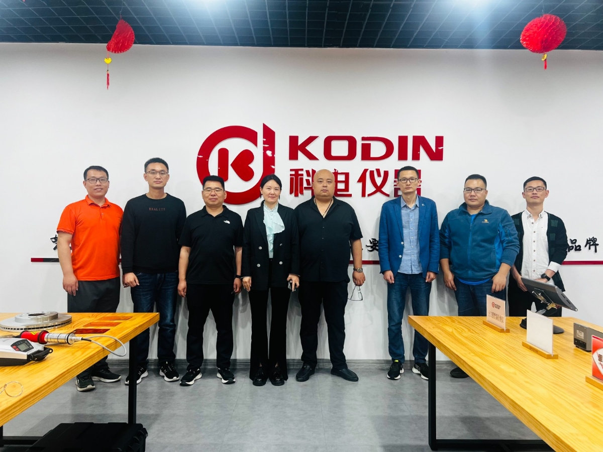 攜手共進(jìn)，譜寫(xiě)新篇——熱烈歡迎山西總代山西鼎泰時(shí)代檢測(cè)設(shè)備有限公司來(lái)科電儀器參觀(guān)交流